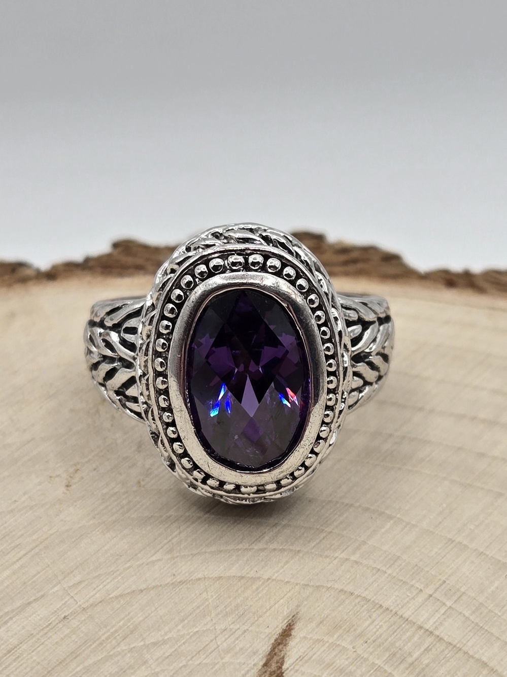 Amethyst Style Ring Size 7 – Vintage Statement - Picture 5 of 8
